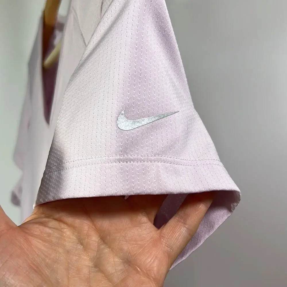 NIKE GOLF Women’s Dri-Fit V-Neck Short Sleeve Athletic Top Purple Size Small